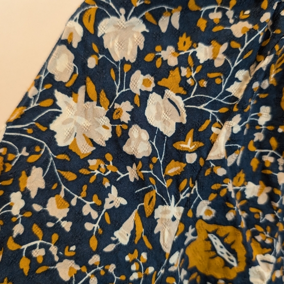 UNIVERSAL THREAD floral printed cinched waist long sleeve blouse size small - Picture 6 of 9